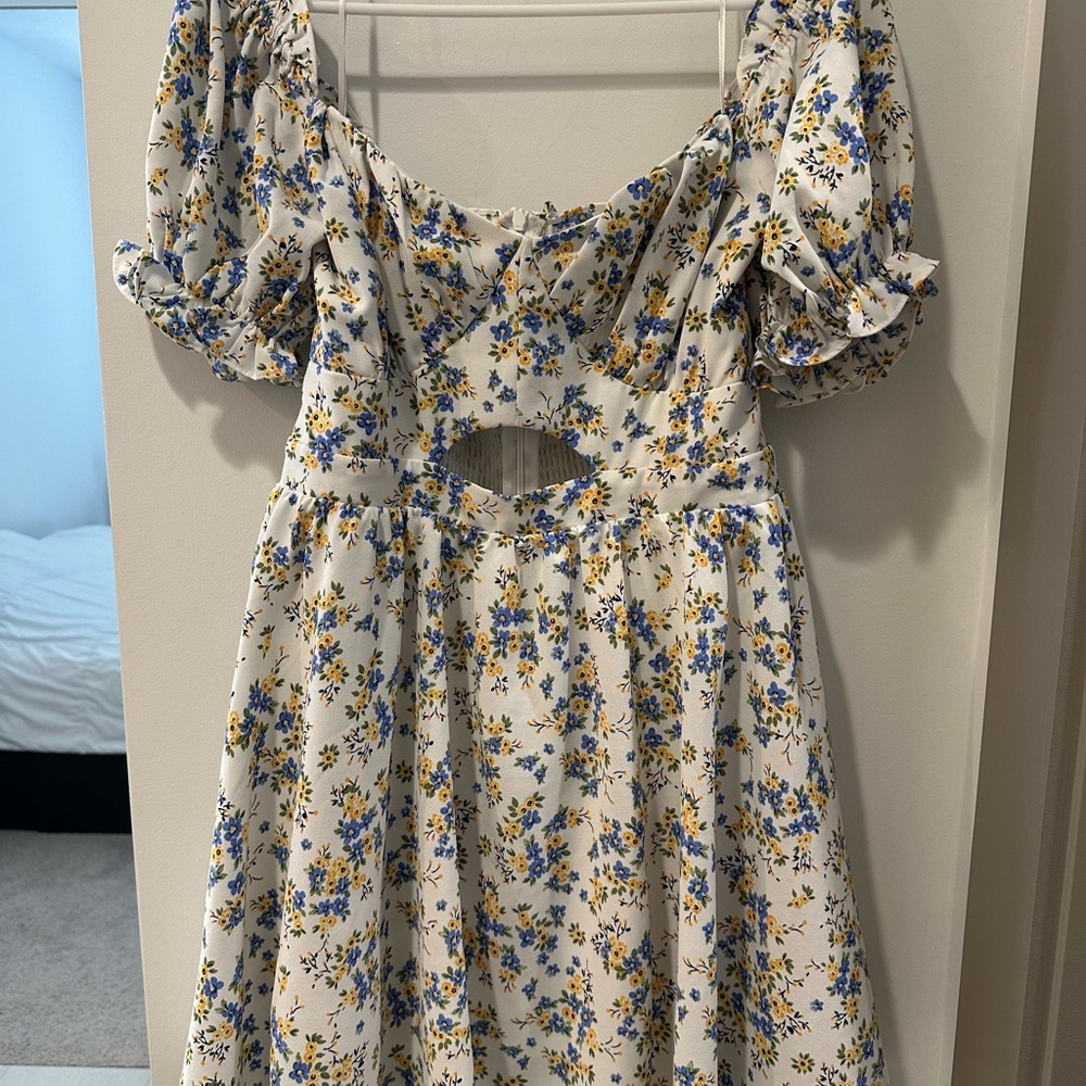 Floral Puff Sleeve Dress